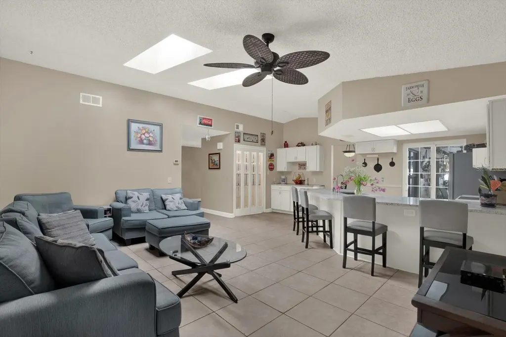 729 Sandy Creek Drive Brandon FL 33511