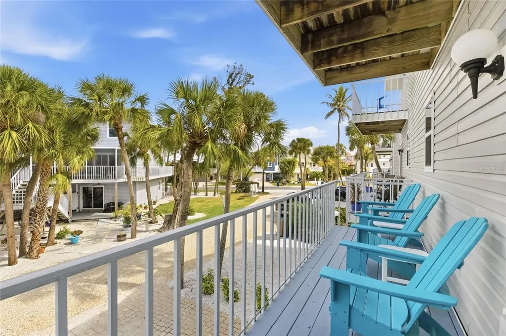 6250 Holmes Boulevard Holmes Beach FL 34217