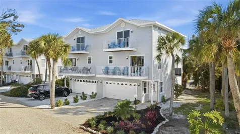 6250 Holmes Boulevard Holmes Beach FL 34217