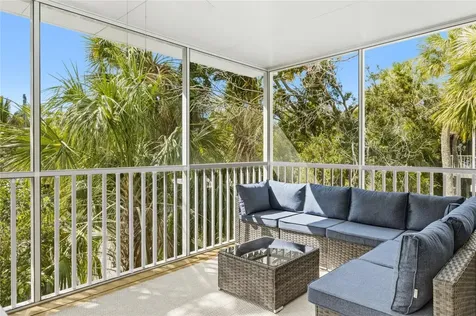 6250 Holmes Boulevard Holmes Beach FL 34217
