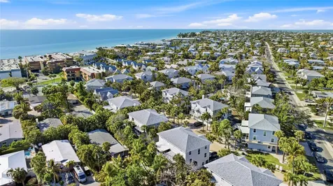 6250 Holmes Boulevard Holmes Beach FL 34217
