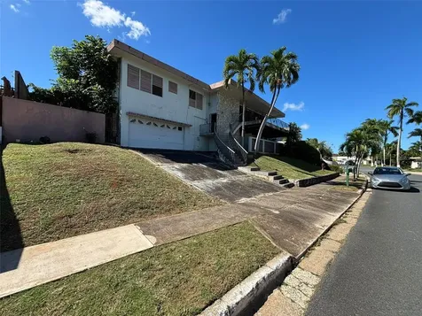 78(9-E) Tulipan (A) Stree San Francisco Dev San Juan PR 00927