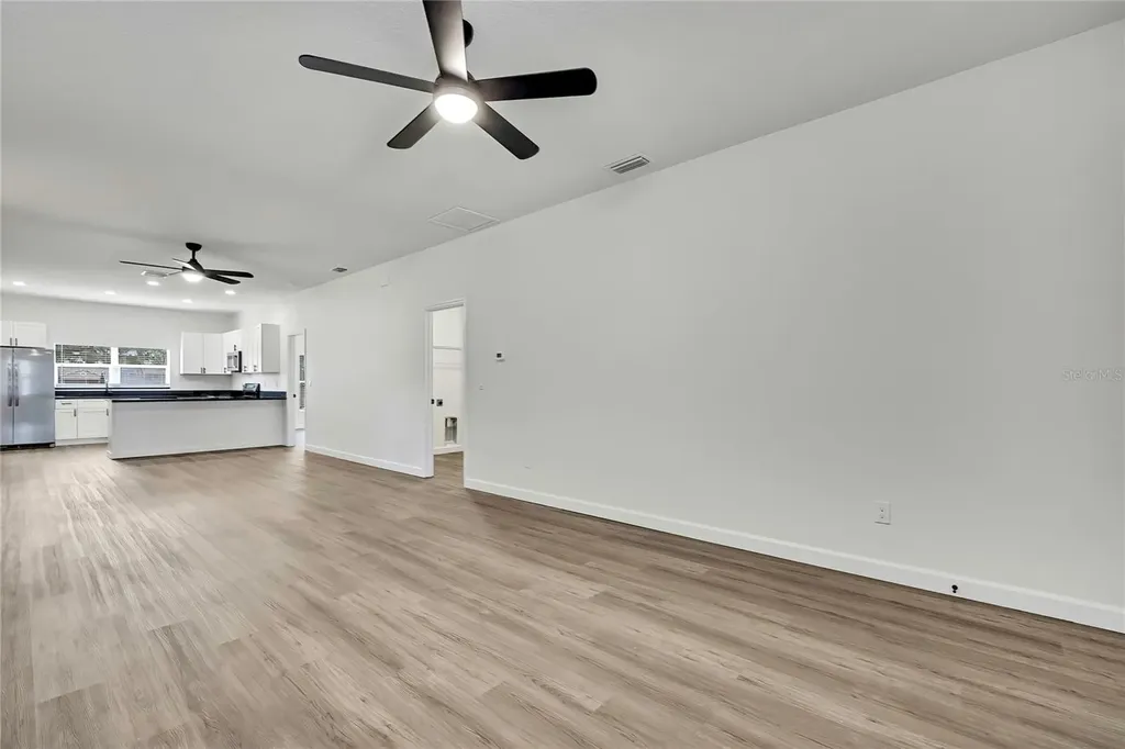 507 E Baker Tampa FL 33603
