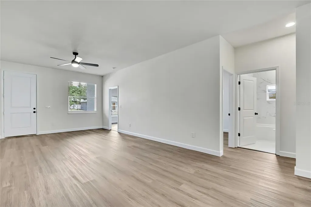 507 E Baker Tampa FL 33603