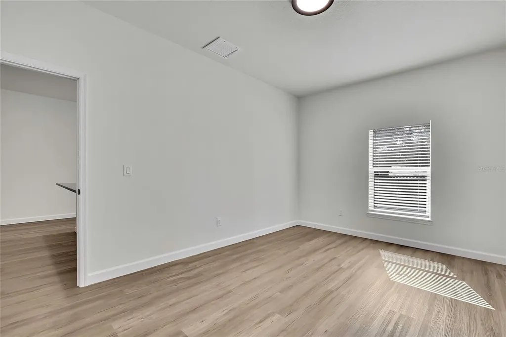 507 E Baker Tampa FL 33603