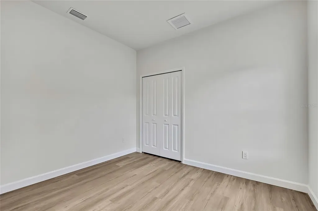 507 E Baker Tampa FL 33603