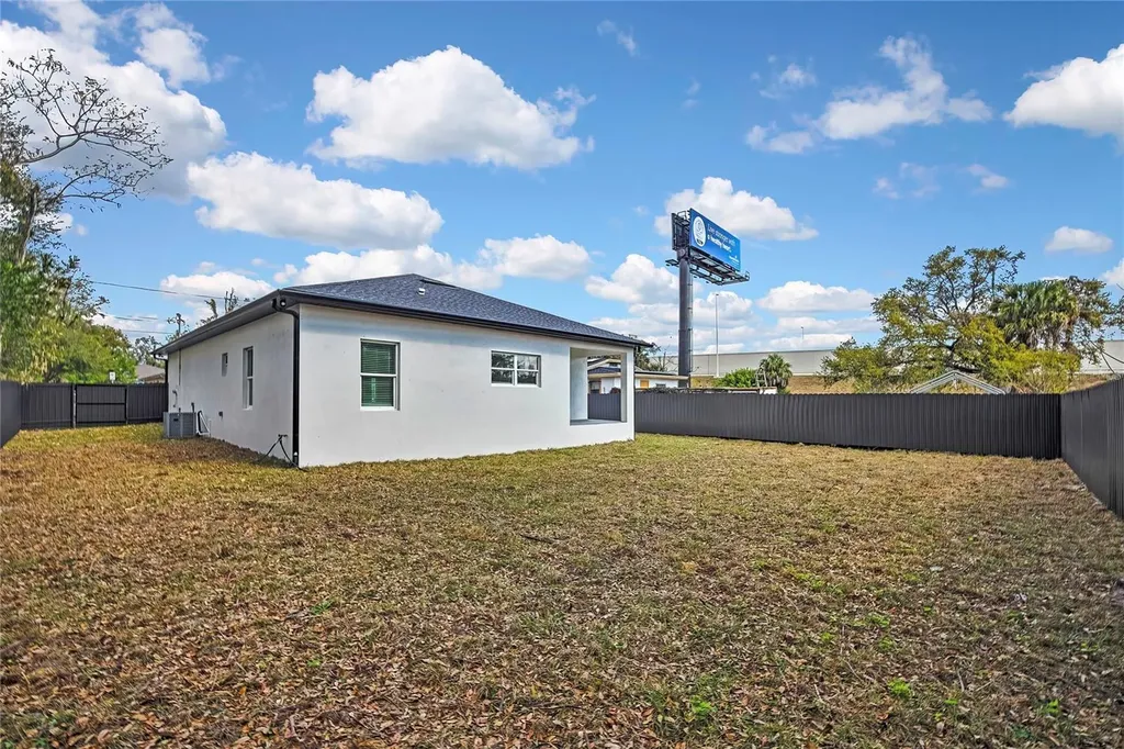 507 E Baker Tampa FL 33603