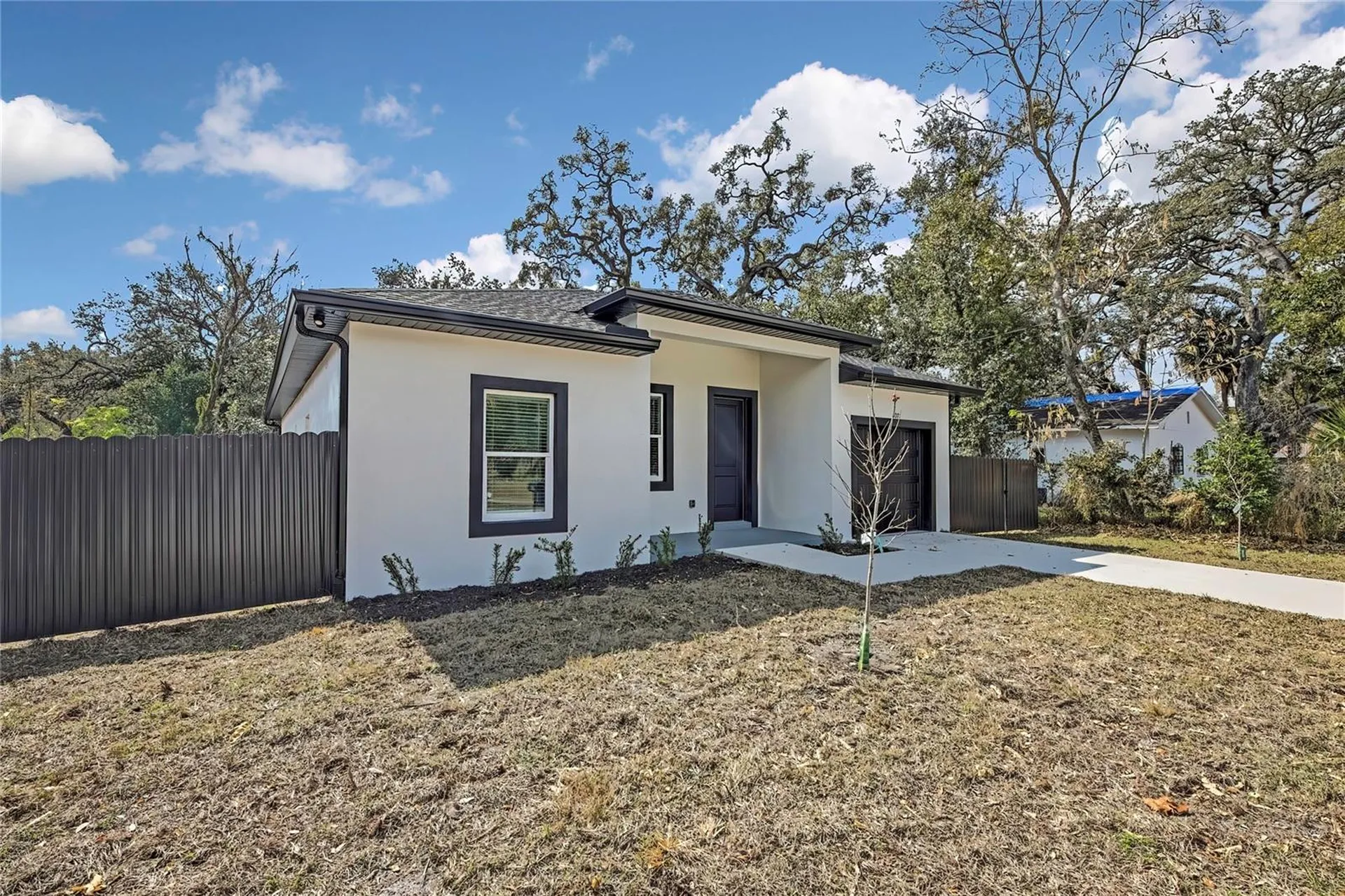 507 E Baker Tampa FL 33603