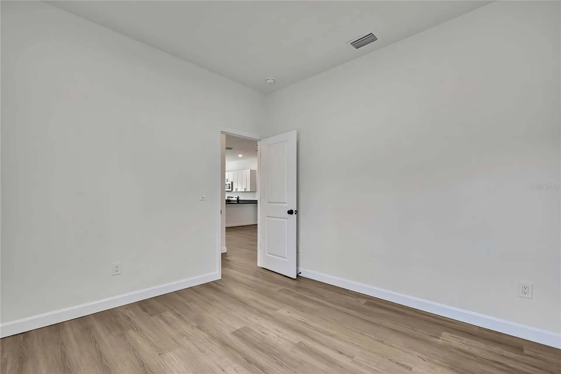 507 E Baker Tampa FL 33603