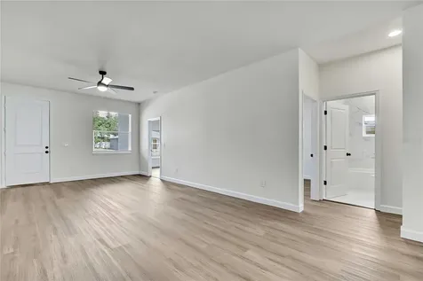 507 E Baker Tampa FL 33603
