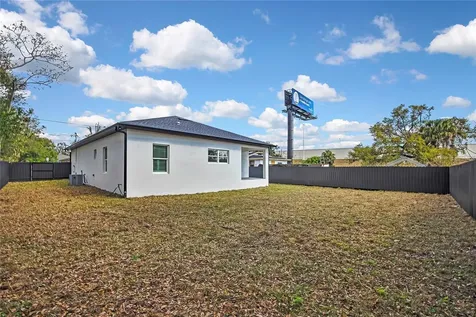 507 E Baker Tampa FL 33603