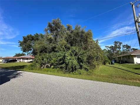 Helliwell Street North Port FL 34291