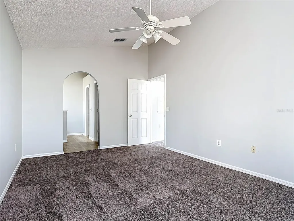 40 Coventry Court Kissimmee FL 34758