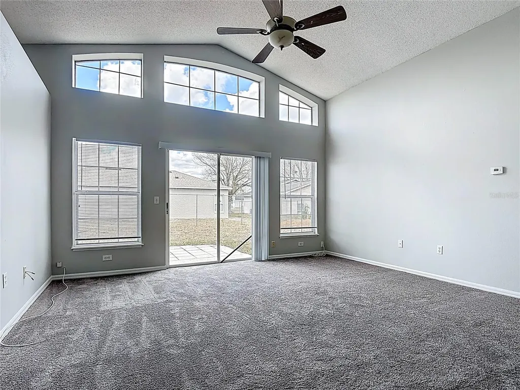40 Coventry Court Kissimmee FL 34758