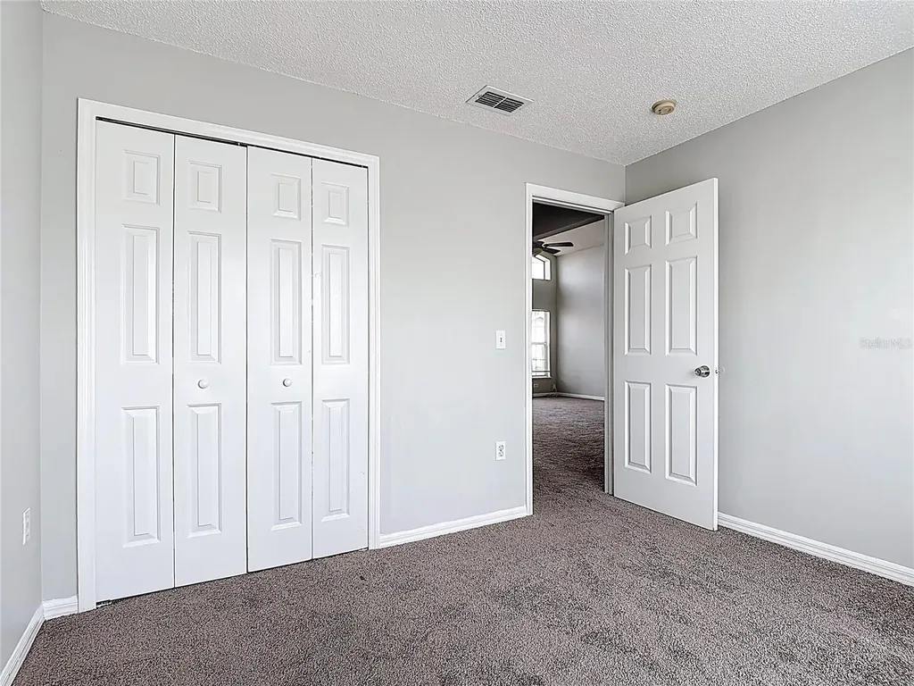 40 Coventry Court Kissimmee FL 34758