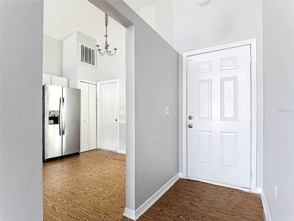 40 Coventry Court Kissimmee FL 34758
