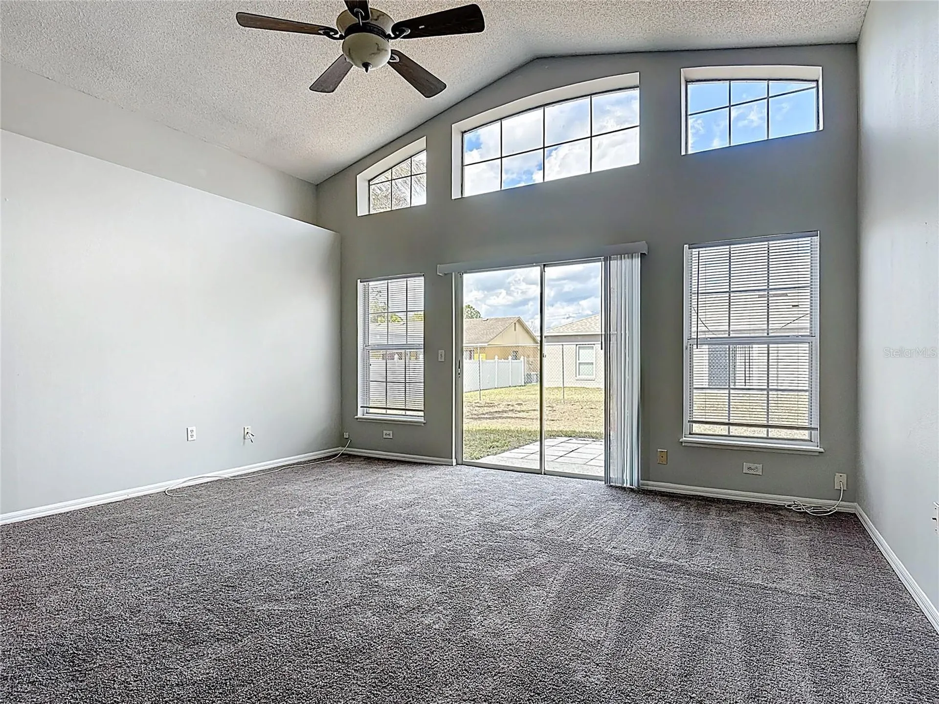 40 Coventry Court Kissimmee FL 34758