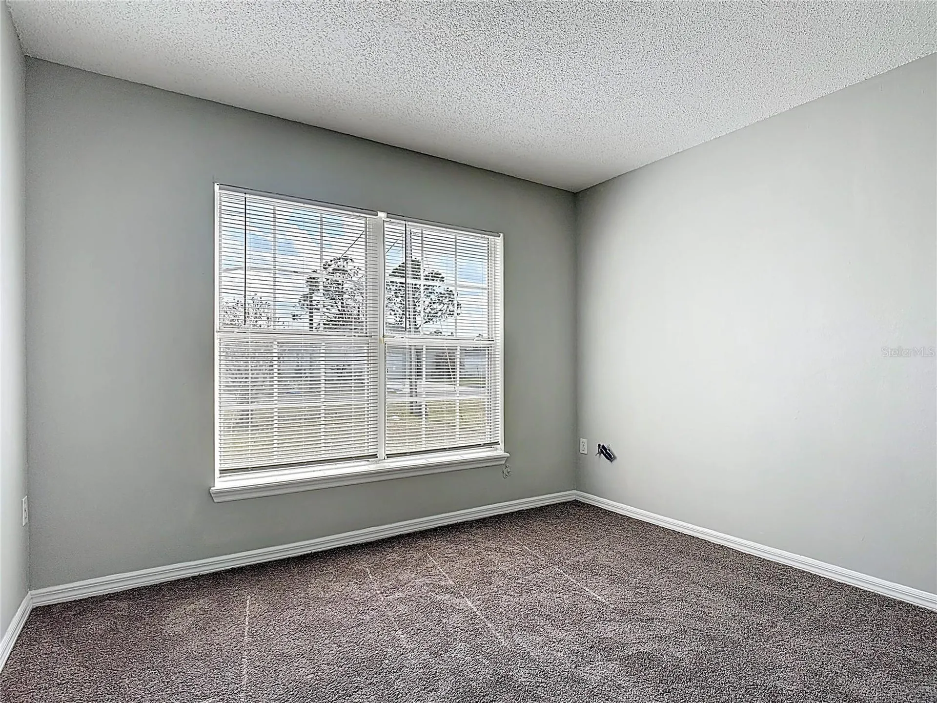 40 Coventry Court Kissimmee FL 34758
