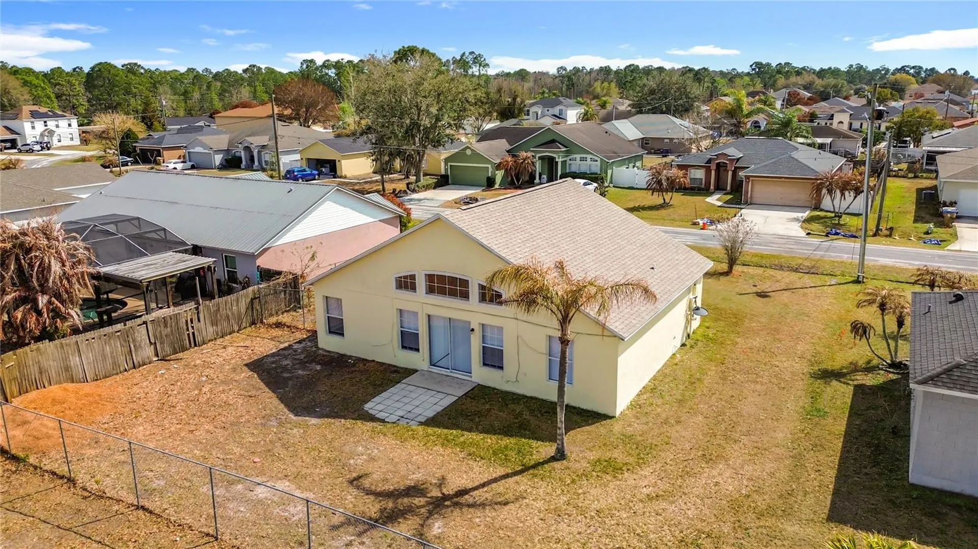 40 Coventry Court Kissimmee FL 34758