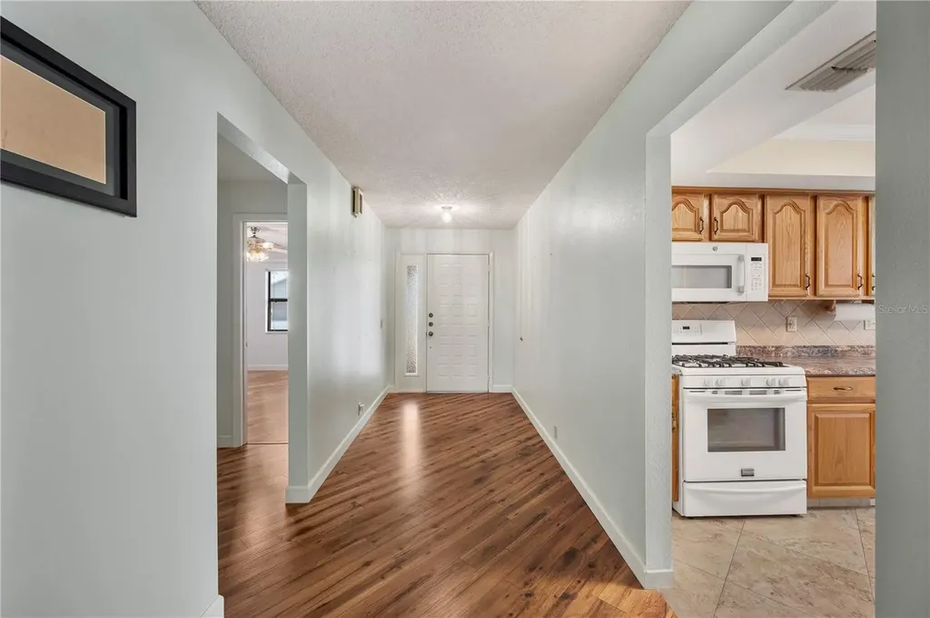 730 Canberra Road Winter Haven FL 33884