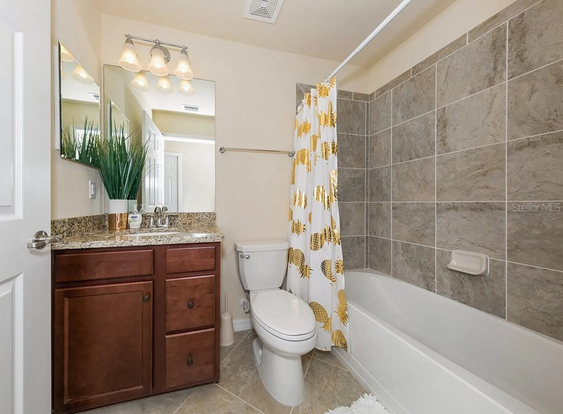 5548 Palmer Circle Bradenton FL 34211