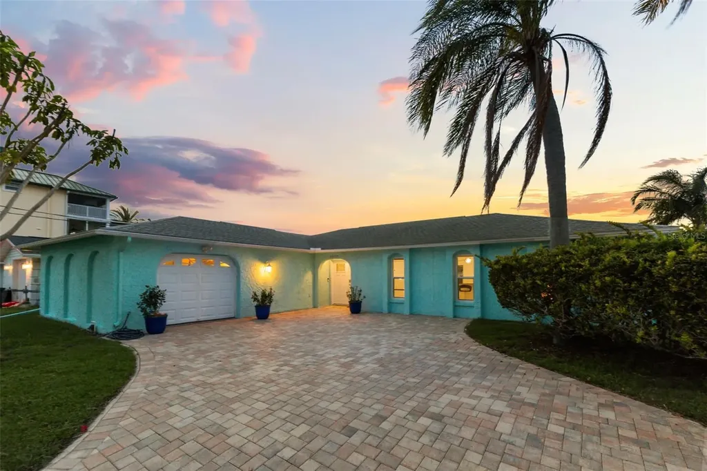 4909 Shoreview Court Port Richey FL 34668