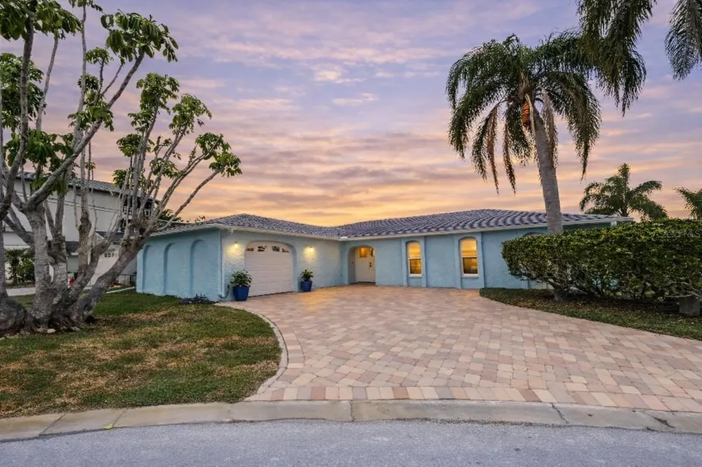 4909 Shoreview Court Port Richey FL 34668