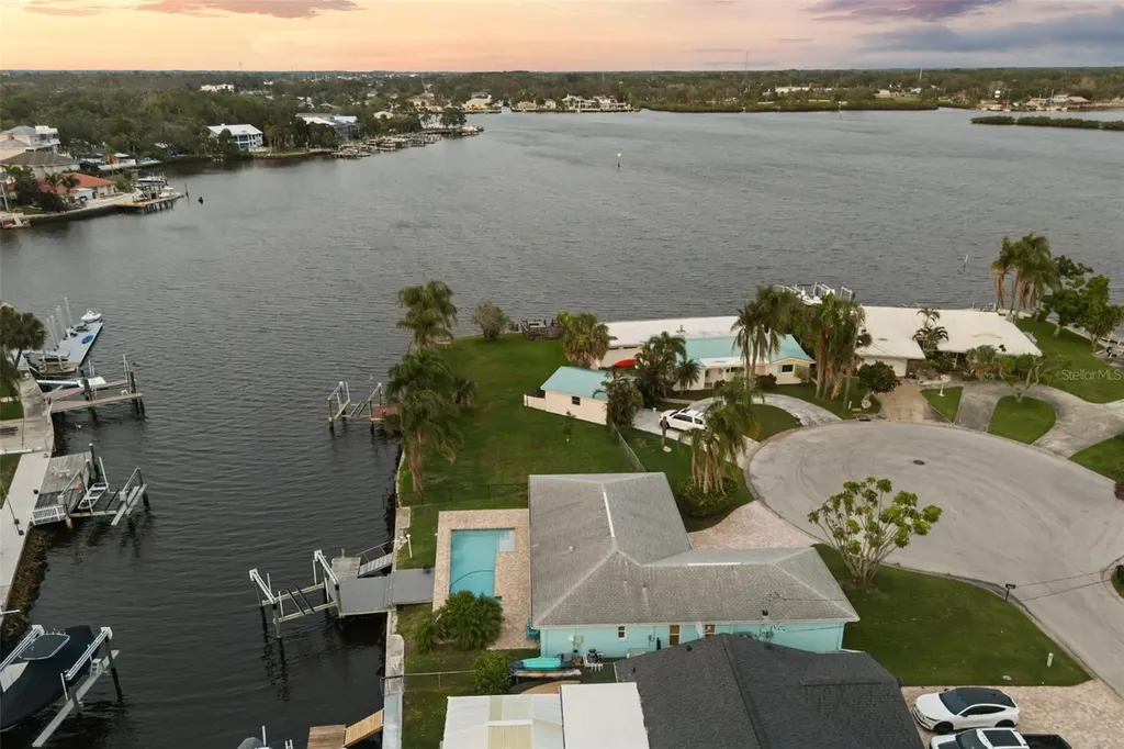 4909 Shoreview Court Port Richey FL 34668