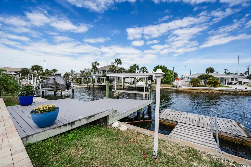 4909 Shoreview Court Port Richey FL 34668