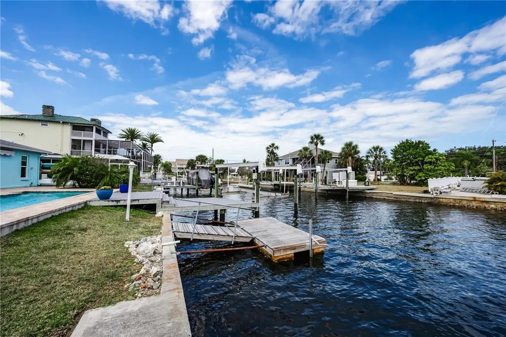 4909 Shoreview Court Port Richey FL 34668