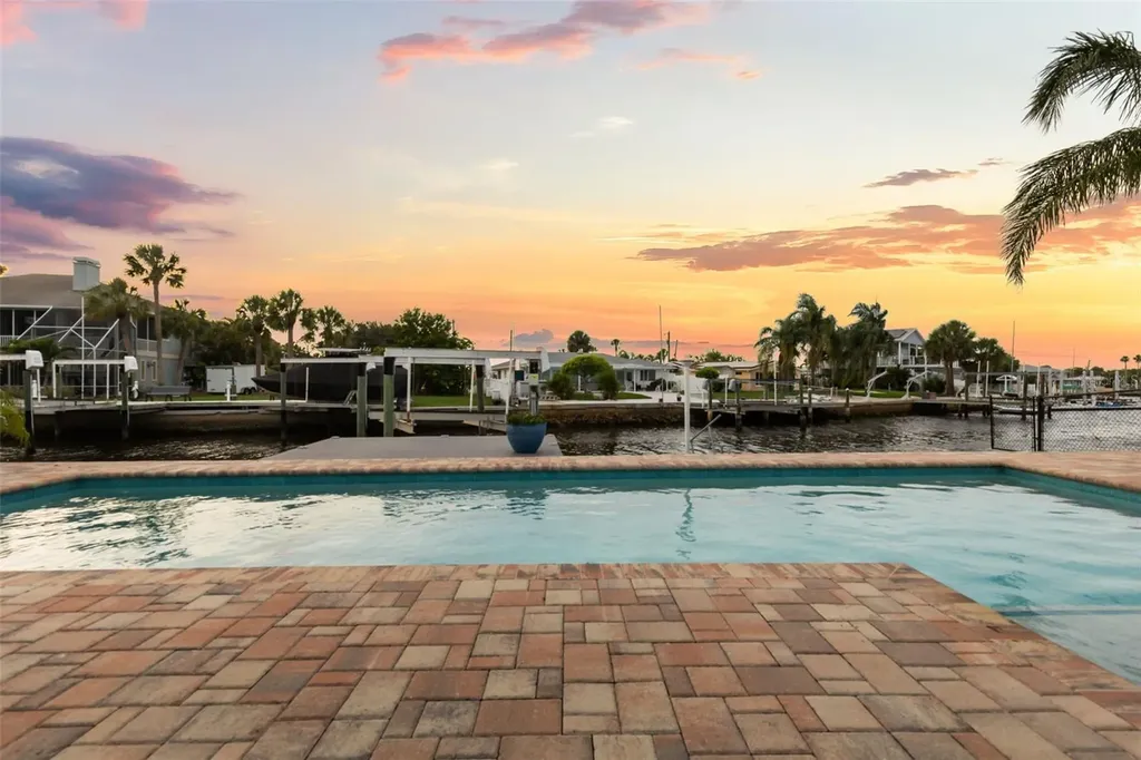 4909 Shoreview Court Port Richey FL 34668