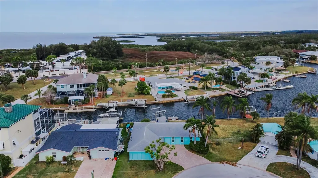4909 Shoreview Court Port Richey FL 34668