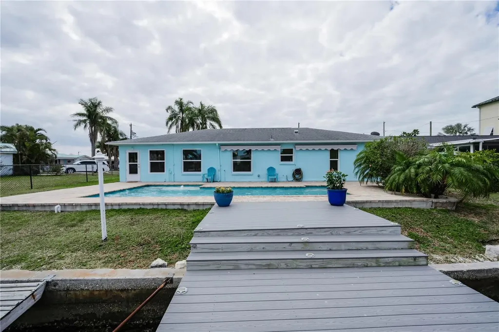 4909 Shoreview Court Port Richey FL 34668