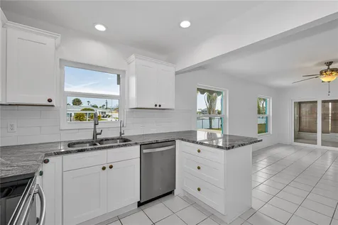 4909 Shoreview Court Port Richey FL 34668