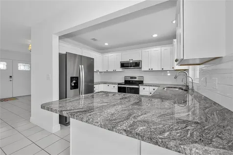 4909 Shoreview Court Port Richey FL 34668