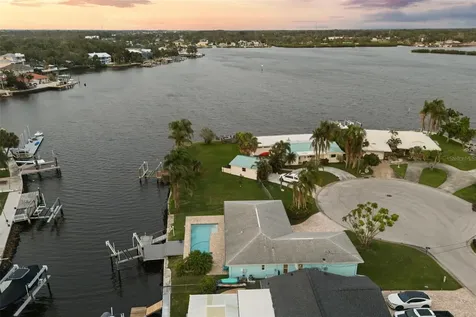 4909 Shoreview Court Port Richey FL 34668