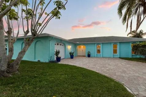 4909 Shoreview Court Port Richey FL 34668