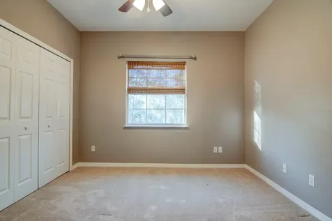 4933 NW 1st Place Gainesville FL 32607