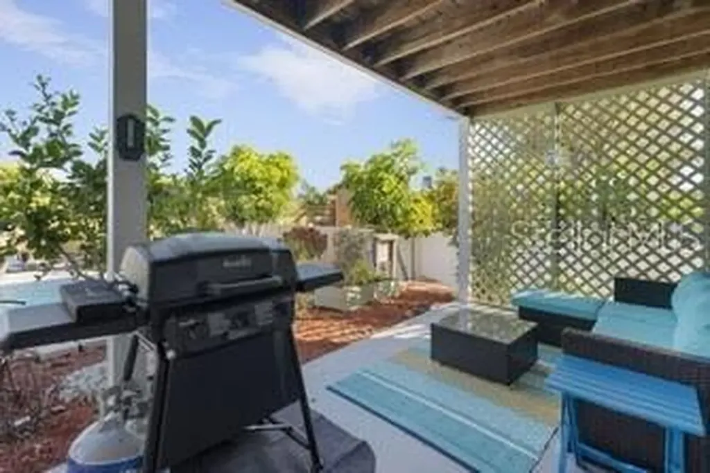 10574 98th Terrace Seminole FL 33772