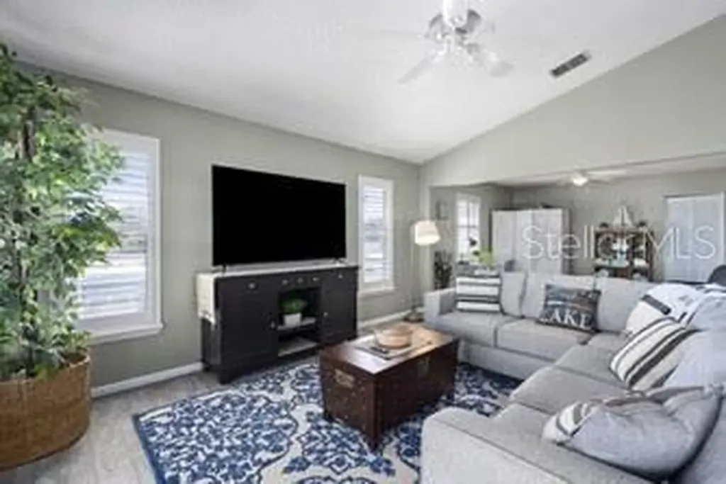 10574 98th Terrace Seminole FL 33772