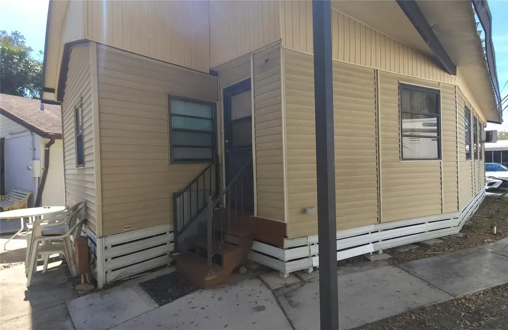 3300 26th Avenue E Bradenton FL 34208