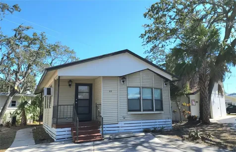 3300 26th Avenue E Bradenton FL 34208