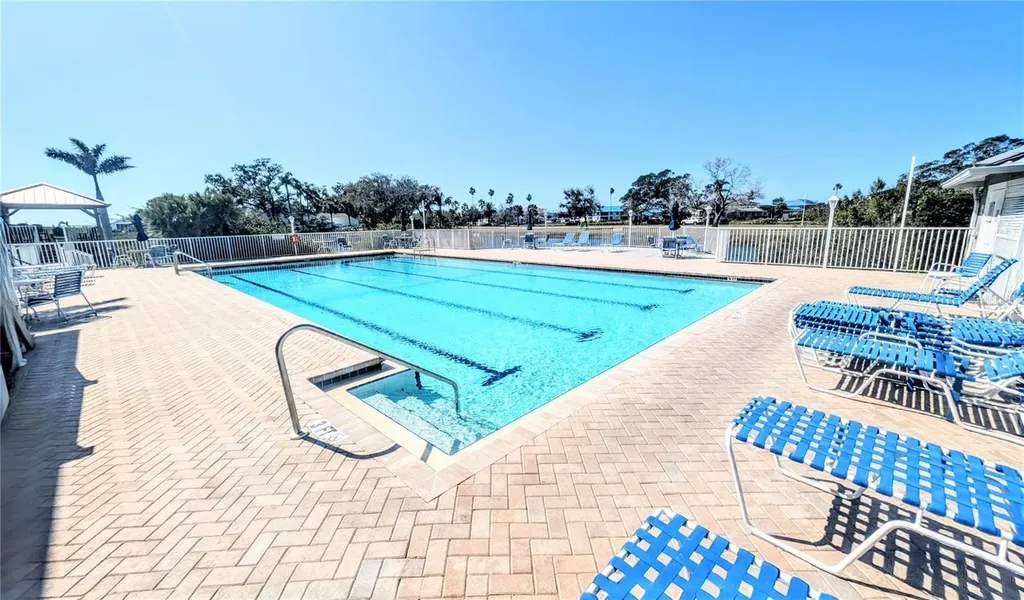 958 Sandpiper Circle Bradenton FL 34209