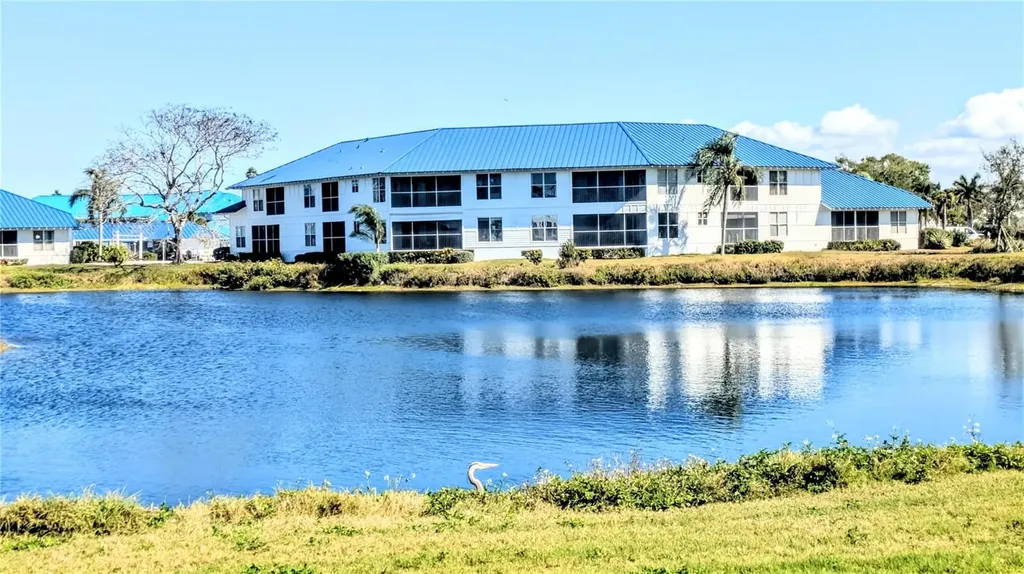 958 Sandpiper Circle Bradenton FL 34209