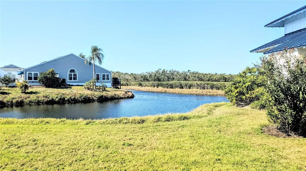 958 Sandpiper Circle Bradenton FL 34209