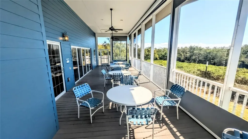 958 Sandpiper Circle Bradenton FL 34209