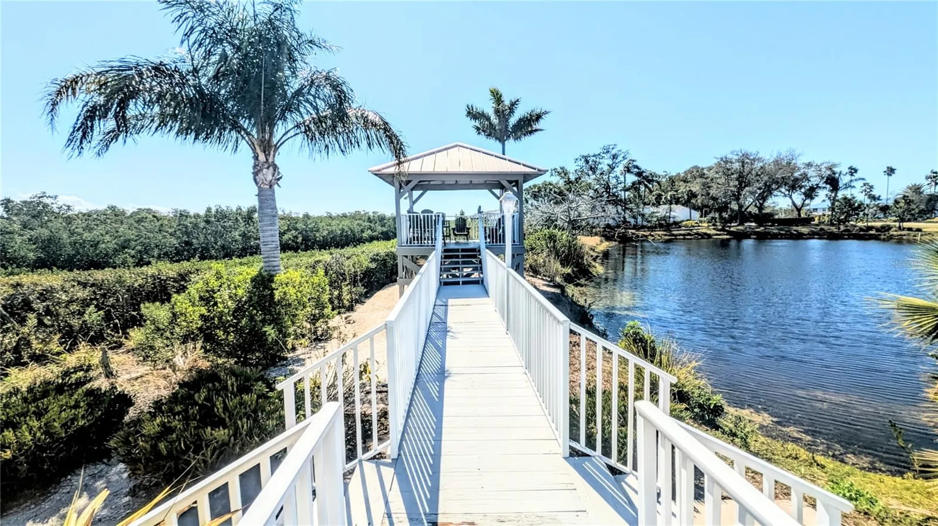 958 Sandpiper Circle Bradenton FL 34209