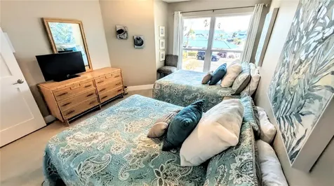 958 Sandpiper Circle Bradenton FL 34209
