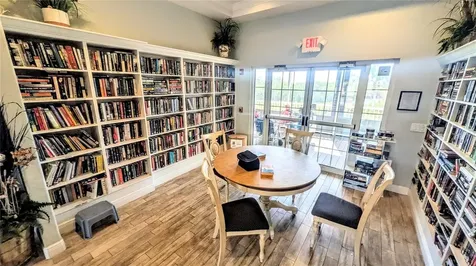958 Sandpiper Circle Bradenton FL 34209