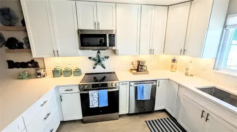 958 Sandpiper Circle Bradenton FL 34209